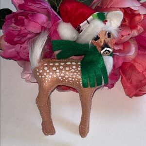 Annalee Spotted Reindeer 2019 Green Scarf Festive Reindeer